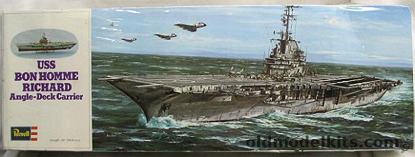 Revell 1/500 USS Bonhomme Richard  Angle-Deck Aircraft Carrier with Extra Airplanes, H442 plastic model kit